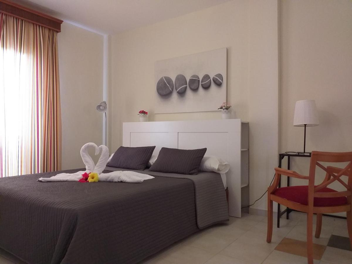 Aparthotel El Cerrito Los Cancajos Ngoại thất bức ảnh