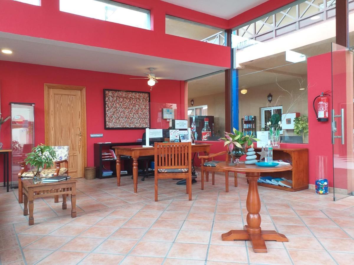 Aparthotel El Cerrito Los Cancajos Ngoại thất bức ảnh